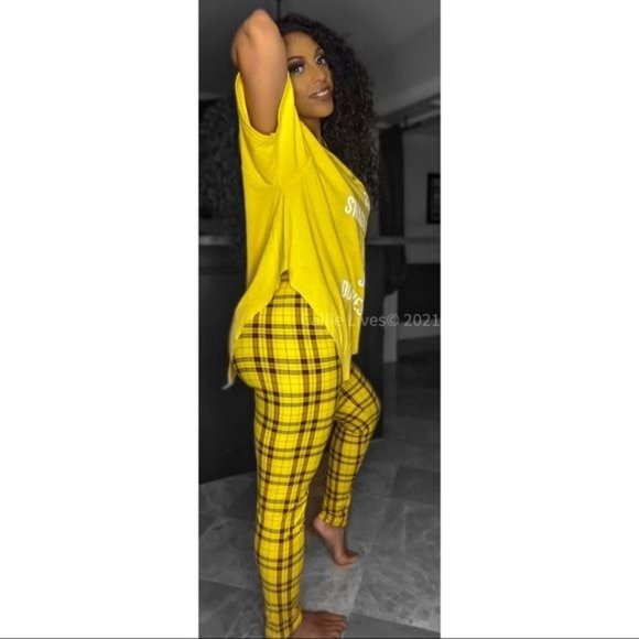 Super Sunny Callie: Swagalistic Hella Sexy Graphic Tee - Picture 11 of 17